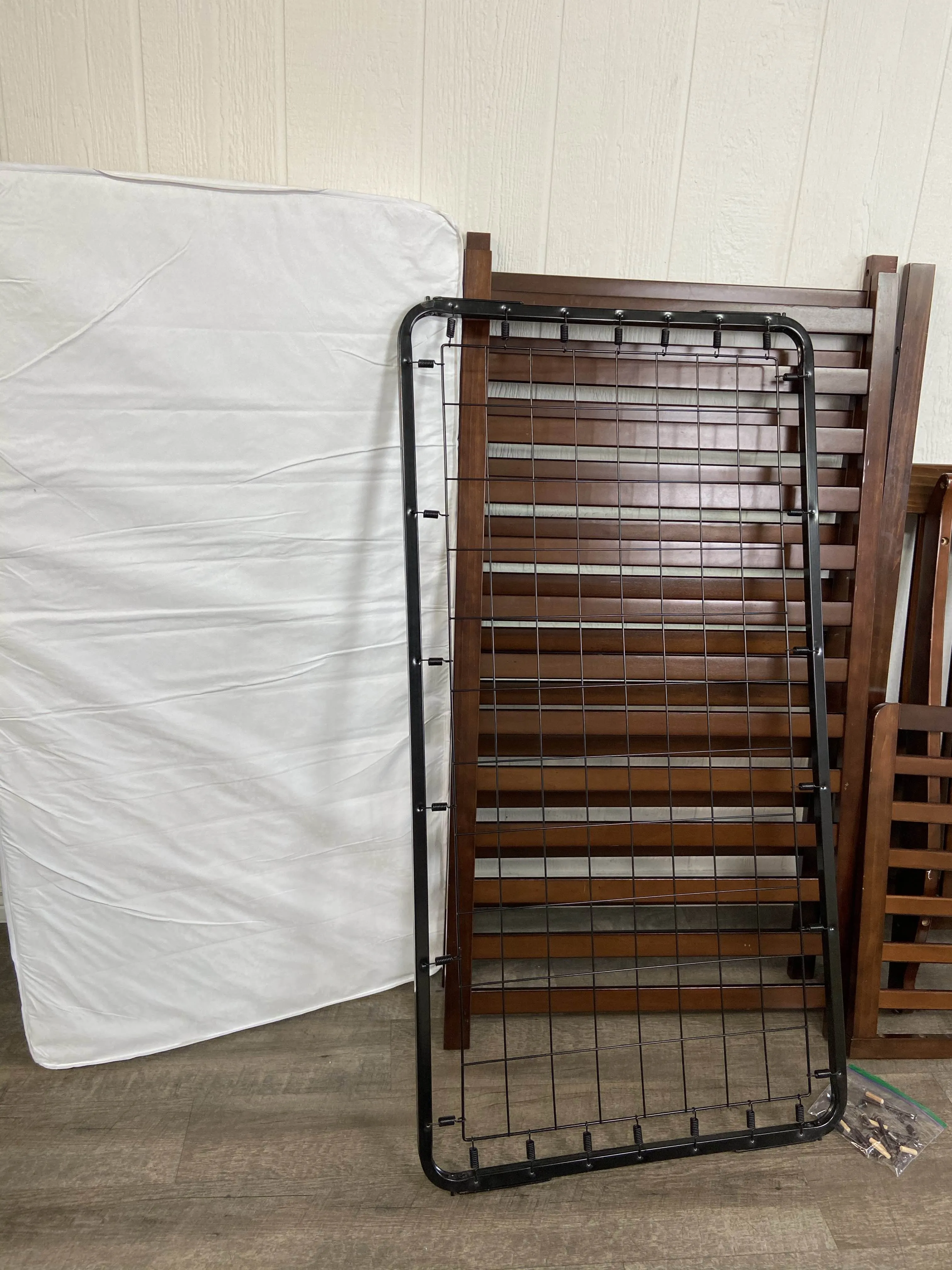 AFG International Naomi 4 in 1 Crib, 2015