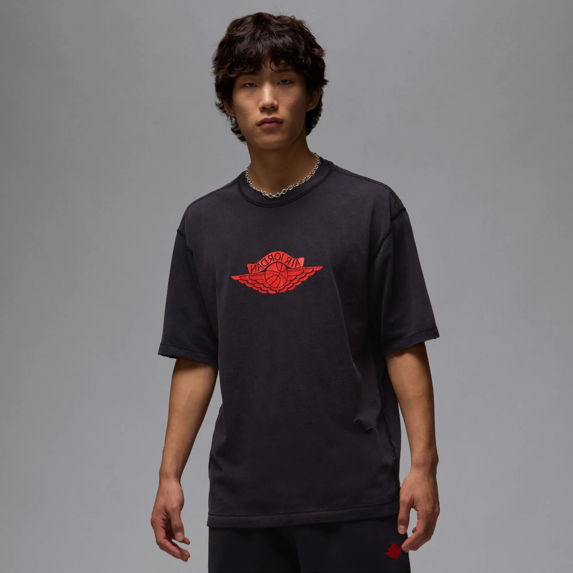 AIR JORDAN RARE AIR T-SHIRT BLACK/CHILE RED