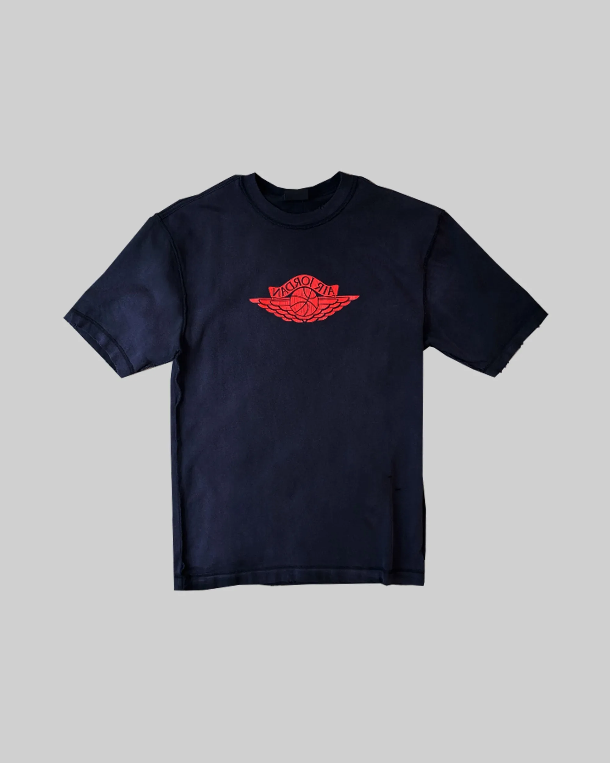 AIR JORDAN RARE AIR T-SHIRT BLACK/CHILE RED