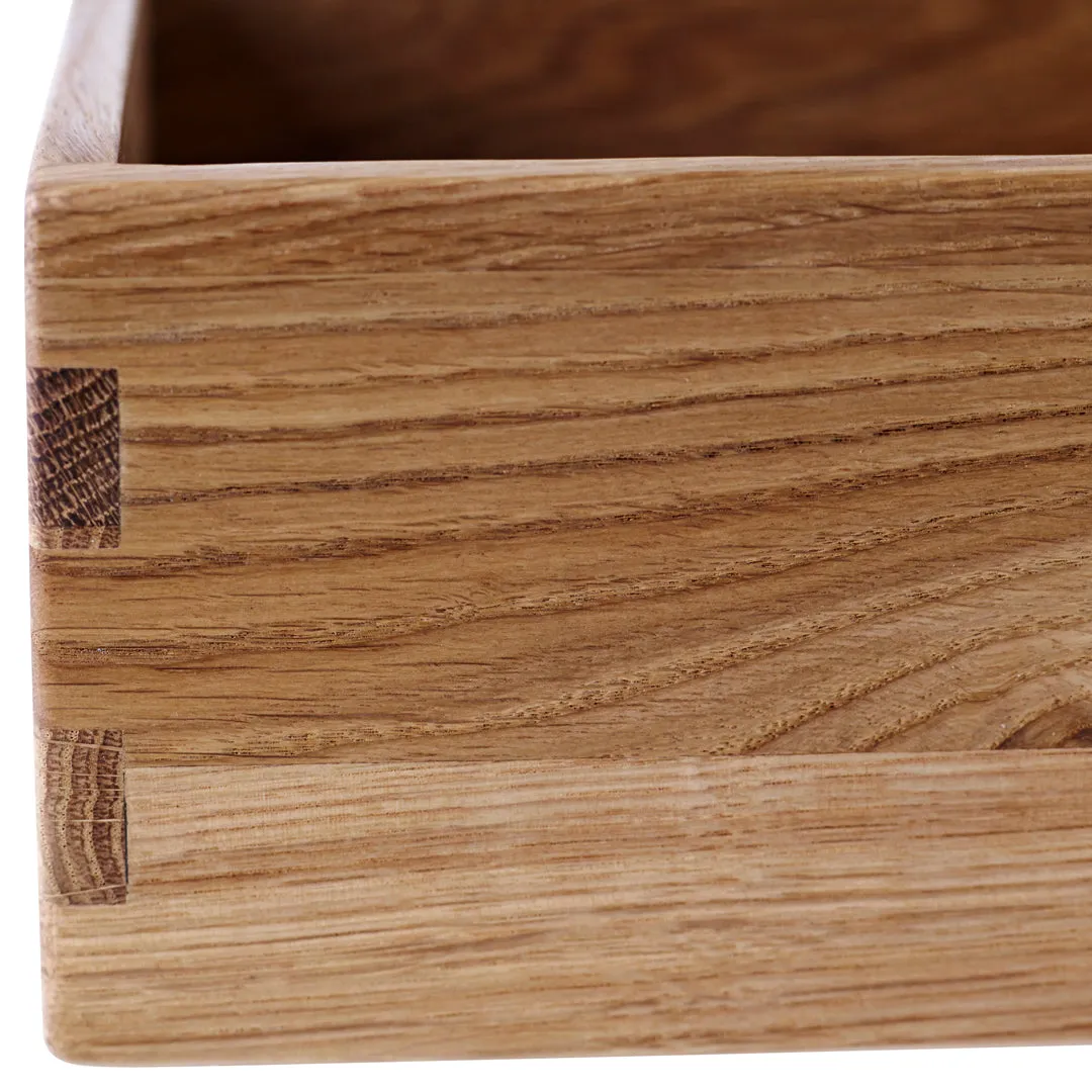 B98 Bookshelf Plinth