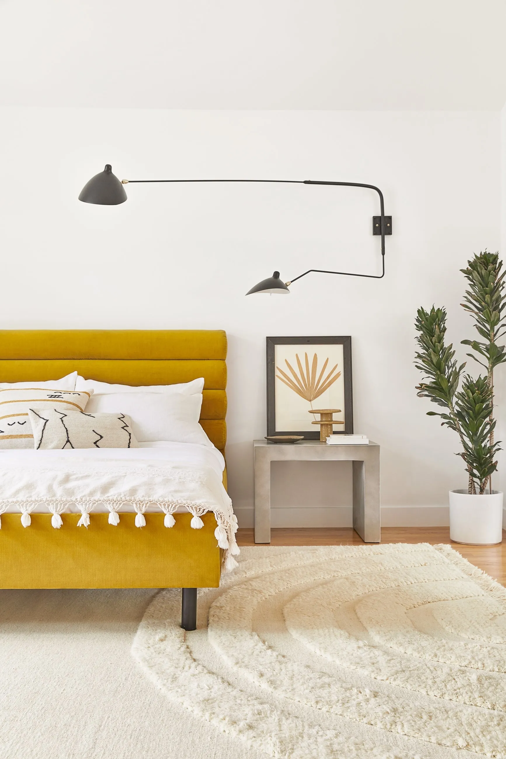 Gin Indoor / Outdoor Side Table
