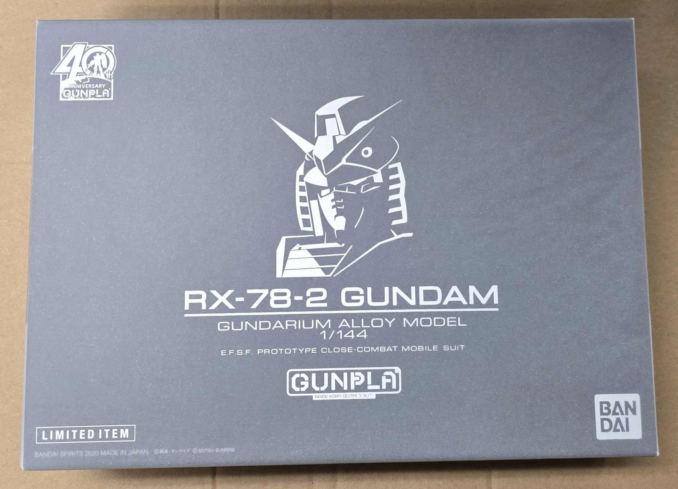 Gundam 1/144 Gundarium Alloy RX-78-2 Gundam Alloy Model Kit Limited Edition Exclusive RARE