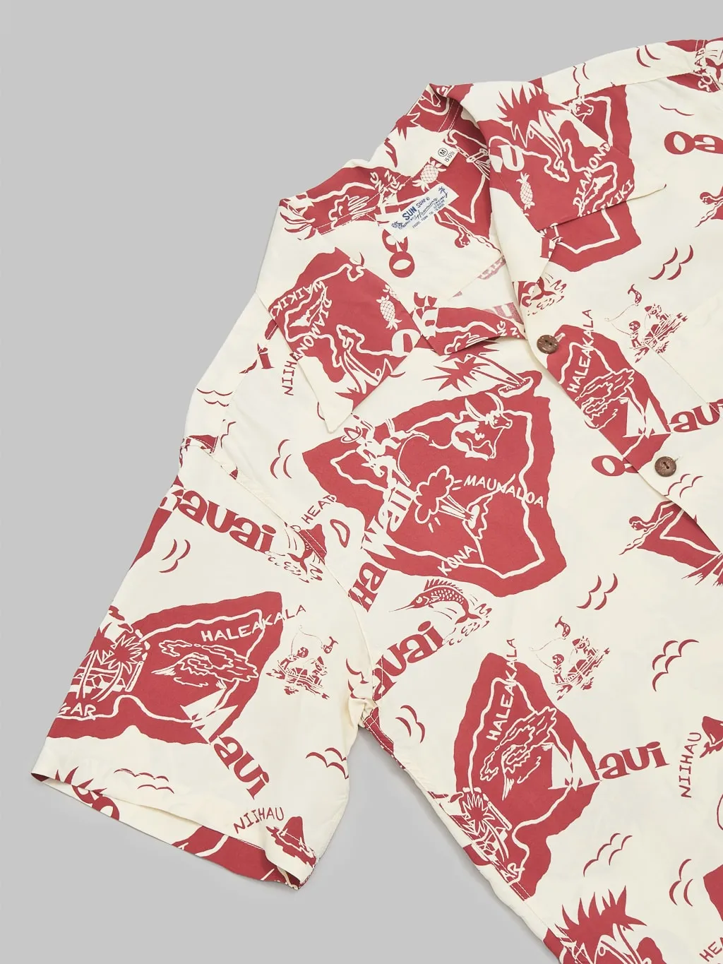 Sun Surf Showing Hawaiian Island Shirt Off White