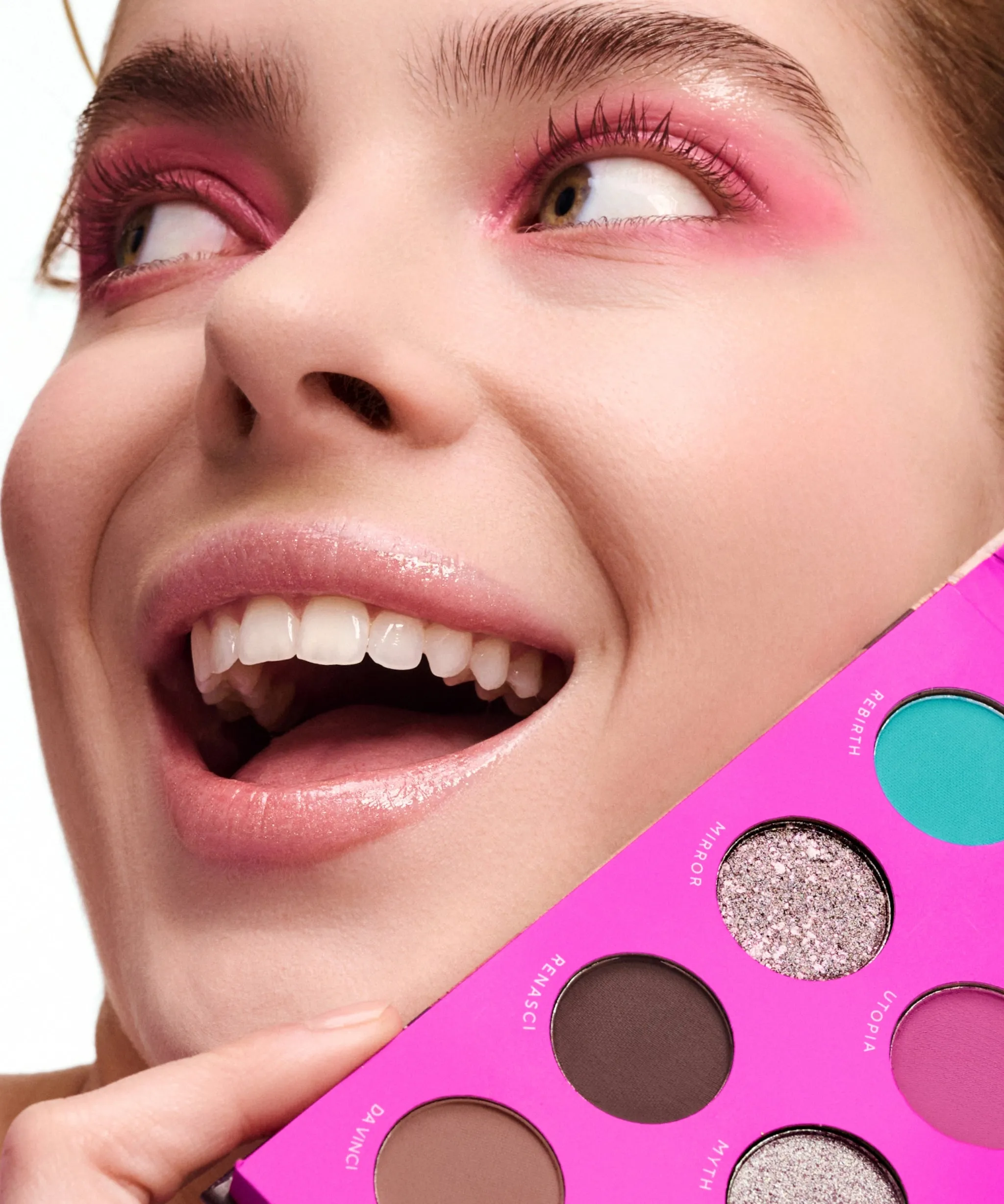 The Myth of Utopia Eyeshadow Palette
