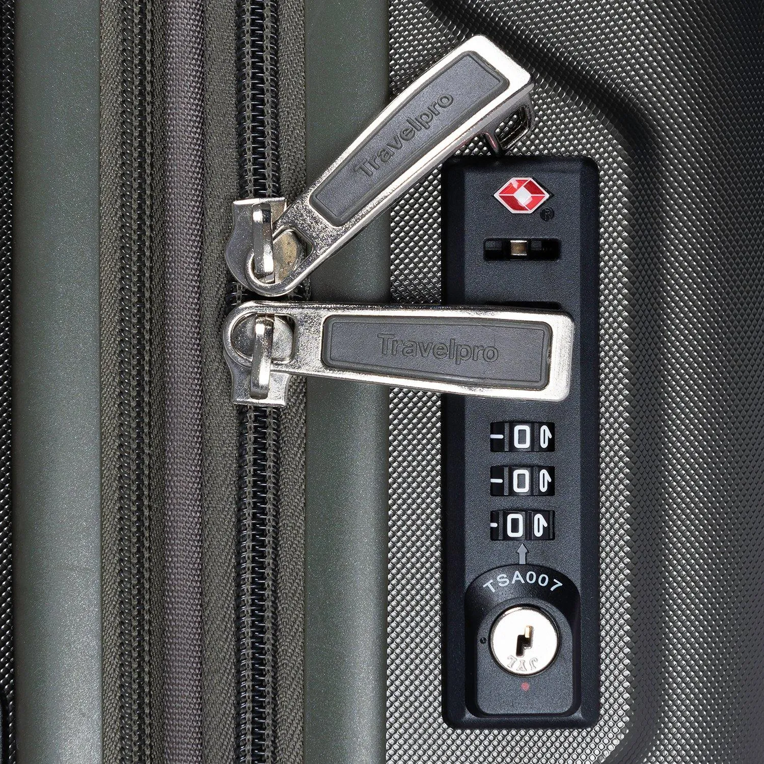 TravelPro Maxlite 5 29" 4-Wheel Large Luggage
