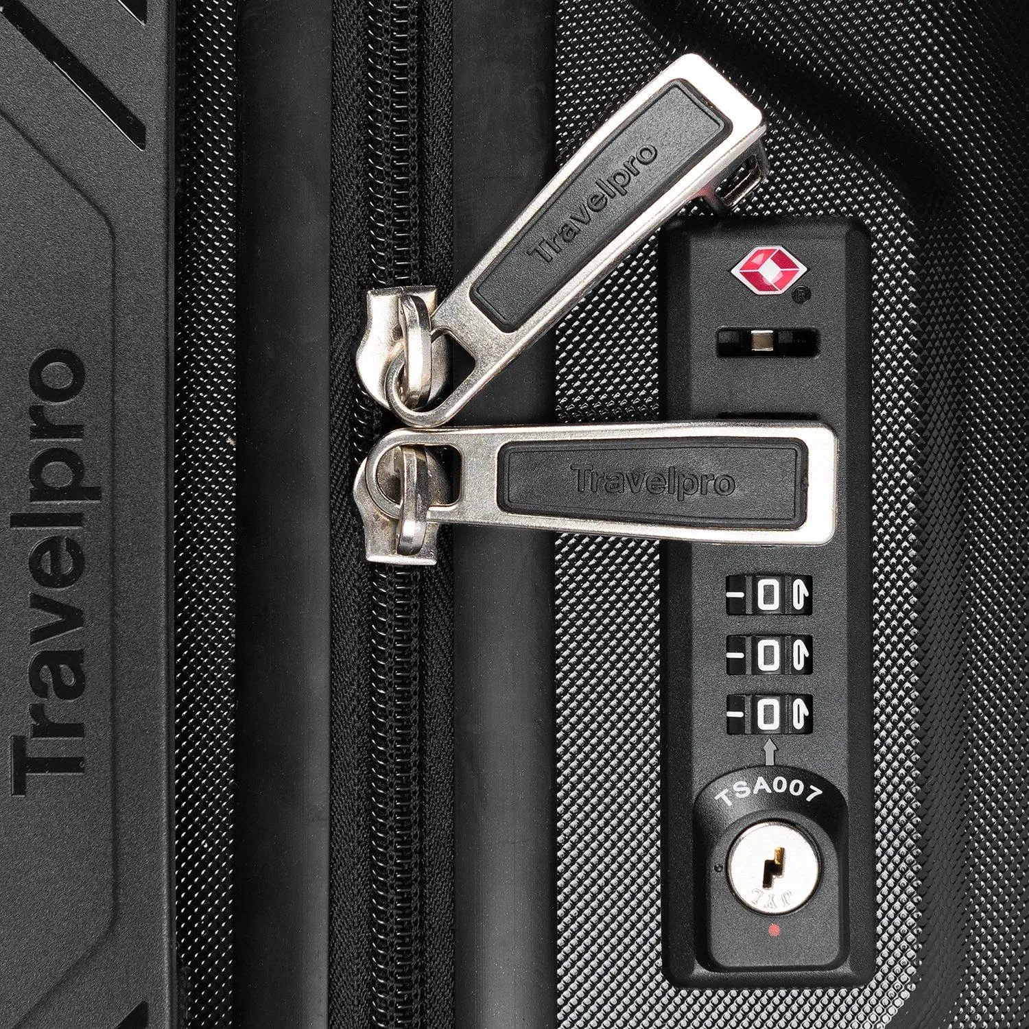 TravelPro Maxlite 5 29" 4-Wheel Large Luggage